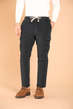 Chile Golf men's cargo pants in in plush velvet-effect carrot fit