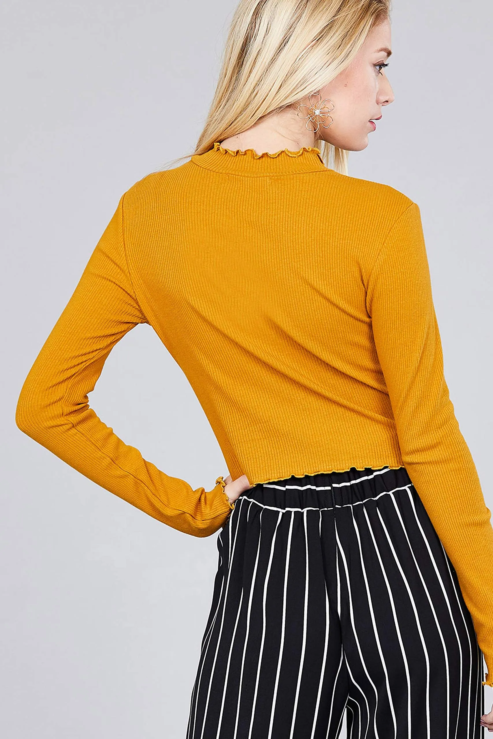 Khanomak Women's Long Sleeve Mock Neck Lettuce Hem Crop Top