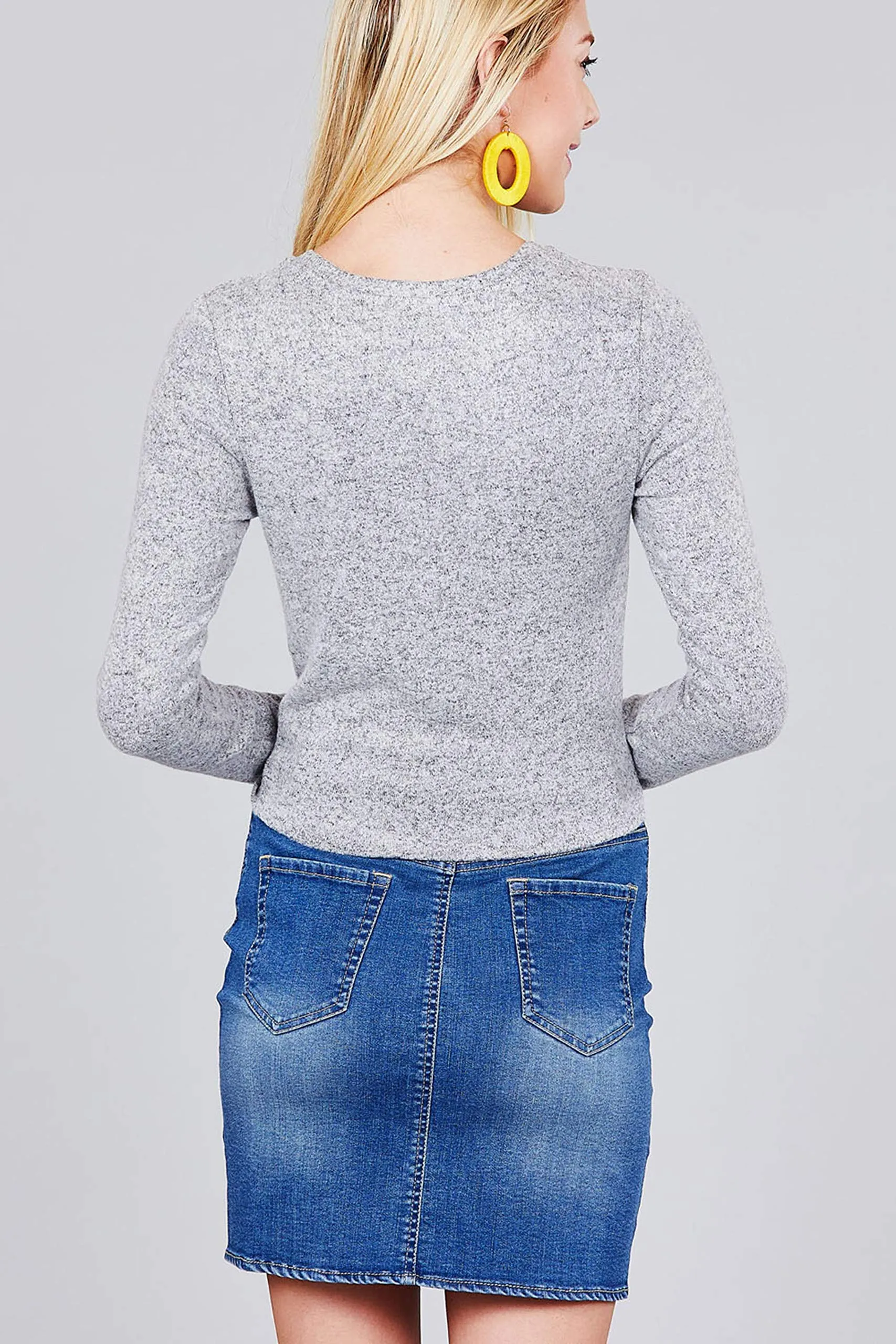 Khanomak Women's Long Sleeve Round Neck Front Twist Crop Top