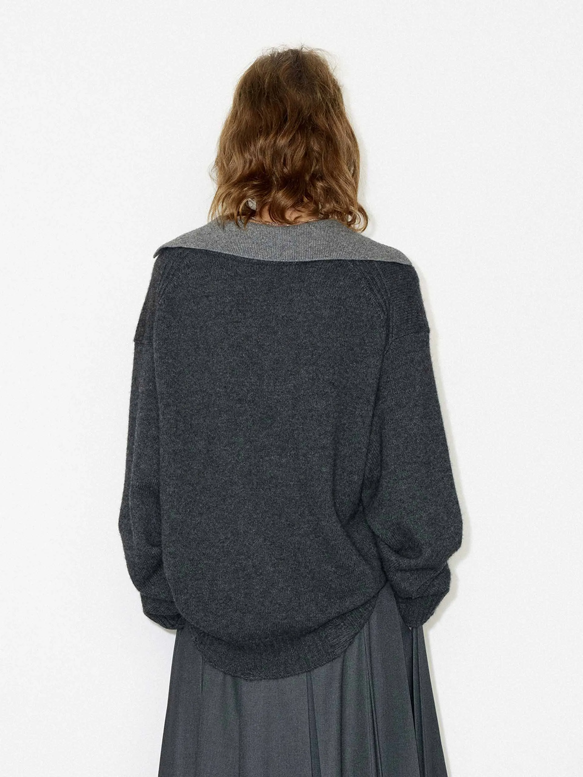 Loose Contrast Collar Sweater